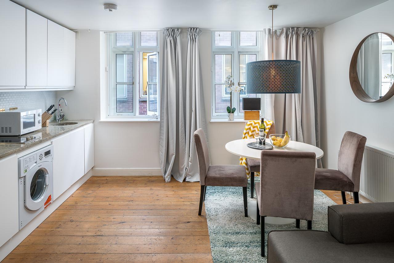 Square Mile Residences London Bagian luar foto