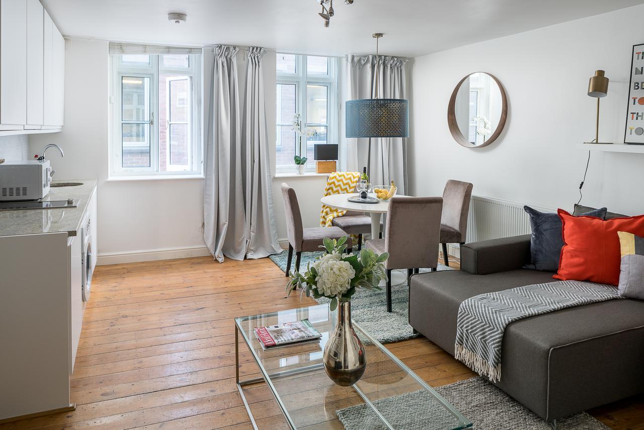 Square Mile Residences London Bagian luar foto