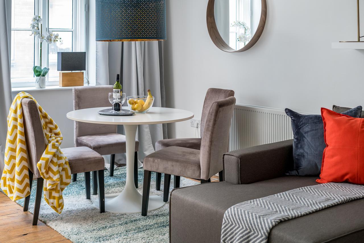 Square Mile Residences London Bagian luar foto